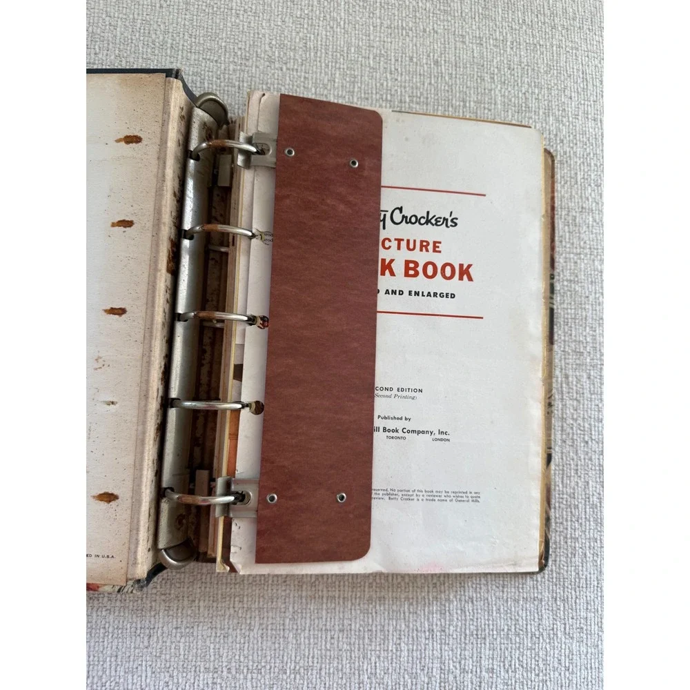 Betty Crocker's Picture Cookbook Revised Enlarged 1956 2nd Edition 2nd Printing